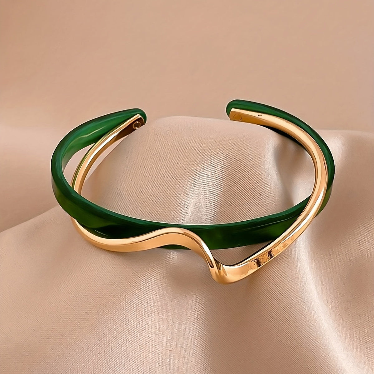 Minimalist Wave Shape Cuff Bracelet