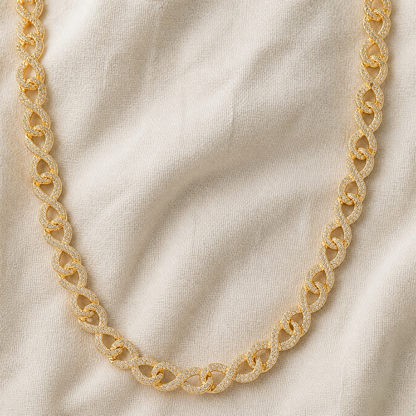 Prestige Gold Link Necklace