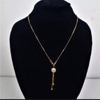 Gold Vintage Pendant Necklace